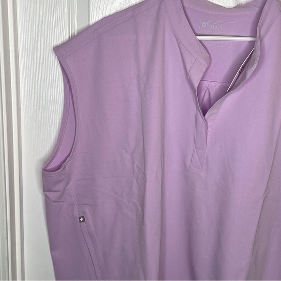 Figs Rafaela Oversized Scrub Top 3 Pocket Healthcare in Lavender Purple 4XL - Picture 5 of 11